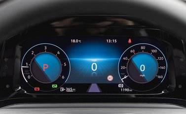 Volkswagen Golf 8 2.0 TDI Style 18