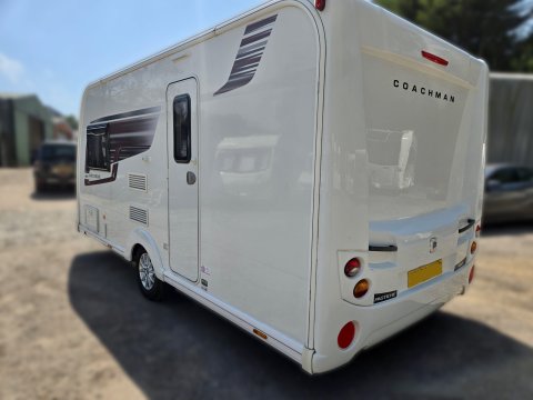 Coachman Pastiche 460 7