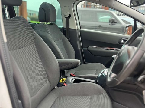 Peugeot 5008 1.6 5008 Allure Blue HDi S/S 5dr 13