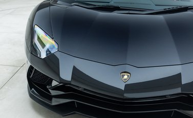 Lamborghini Aventador S LP 740-4 Roadster 28