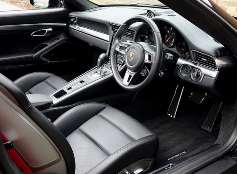 Porsche 911 (991.2) Carrera 4S Cabriolet 14