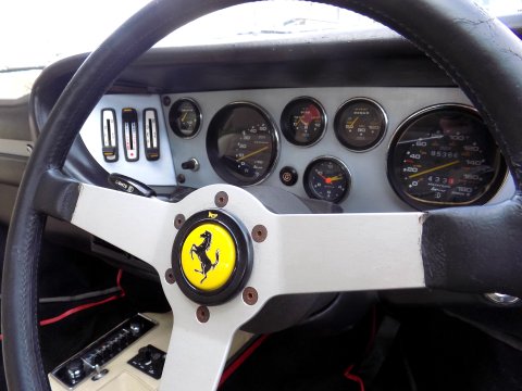 Ferrari 308 GT4 Dino 33