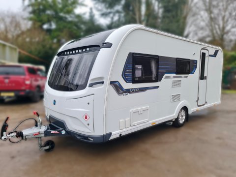 Coachman VIP 520 1