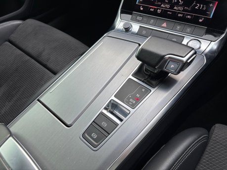 Audi A6 2.0 TDI 40 S line Saloon 4dr Diesel S Tronic Euro 6 (s/s) (204 ps) 32