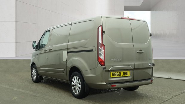 Ford Transit Custom SWB L1H1 Low Roof Limited 280 Air Con Alloys Sensors EURO 6 NO VAT 6