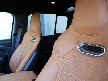 Bespoke SVR Seats for Defender 110 Commercial (Model Years 2021–2025) by SEEKER 10