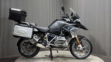 BMW R1250 TE 2019 69 PLATE ONLY 3K FULL LUGGAGE 1 OWNER ADVENTURE BIKE