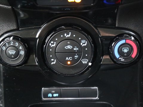 Ford Fiesta 1.0T EcoBoost Zetec Euro 5 (s/s) 5dr 18