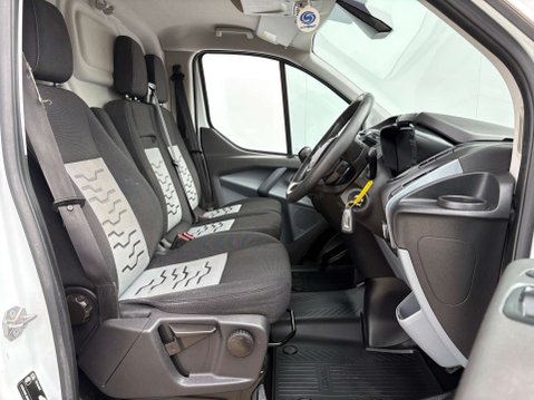 Ford Transit Custom 2.2 Transit Custom 290 Ltd E-Tech 19