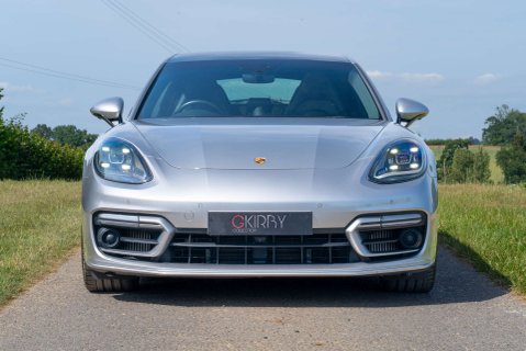 Porsche Panamera 4 E-Hybrid Platinum Edition 22