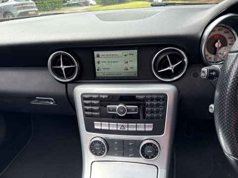 Mercedes-Benz SLK 2.1 SLK 250 D AMG Sport Auto 2dr 17