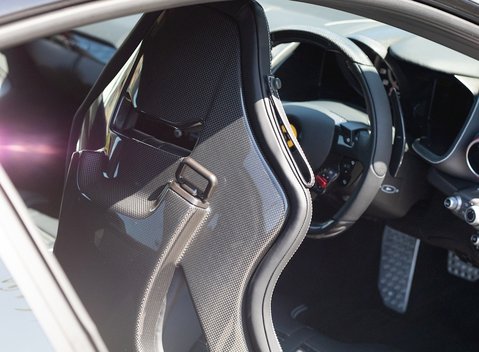 Ferrari 812 Superfast 13