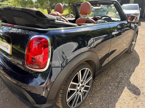 Mini Convertible COOPER EXCLUSIVE 34