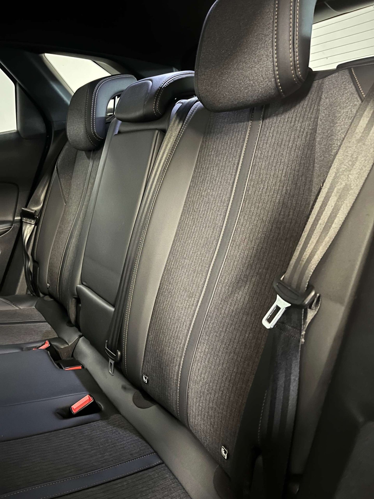 2019 Peugeot 3008 — image 36