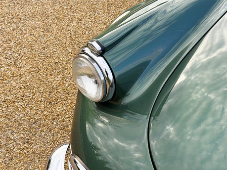 Daimler Dart SP250 Convertible 30