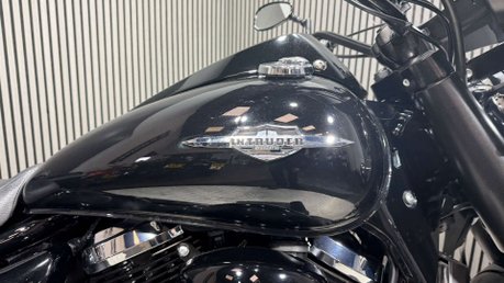 Suzuki Intruder 1500 VL C1500T 2013 28K CRUISER BIKE HARD PANNIERS + SERVICED 43