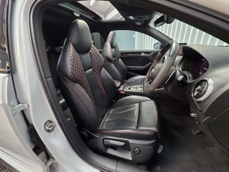 Audi RS3 2.5 TFSI Sportback 5dr Petrol S Tronic quattro Euro 6 (s/s) (400 ps) 2