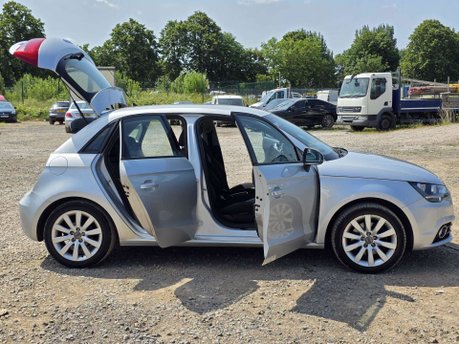 Audi A1 1.4 TFSI Sport Sportback S Tronic Euro 5 (s/s) 5dr 15