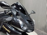Kawasaki ZZR1400 2010 ONLY 30K STUNNING BIKE PANNIERS LONG MOT WARRANTY 1400CC 18