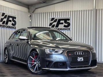 Audi RS4 4.2 FSI V8 Estate 5dr Petrol S Tronic quattro Euro 5 (450 ps)