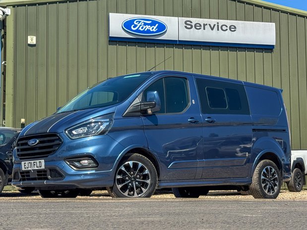 Ford Transit Custom AUTO Crew Cab SWB L1H1 320 Sport Air Con Camera Nav NO VAT SELECT 2