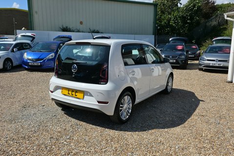 Volkswagen Up 1.0 MOVE UP LOOK! FULL SERVICE HISTORY! 6 SERVICES! 9