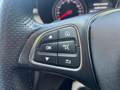 Mercedes-Benz GLC 2.1 GLC 220 D 4Matic SE Executive Auto 4WD 5dr 39