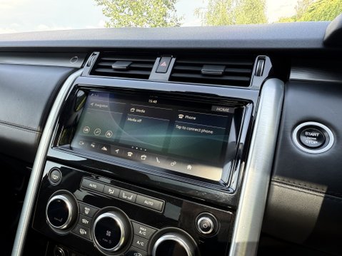 Land Rover Discovery TD6 HSE LUXURY 42