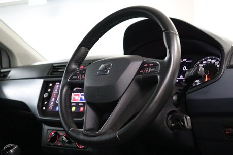 SEAT Arona TSI SE TECHNOLOGY 12