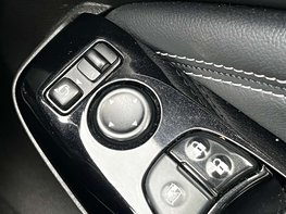 Nissan Juke 1.6 Juke Premiere Edition HEV CVT 5dr 69