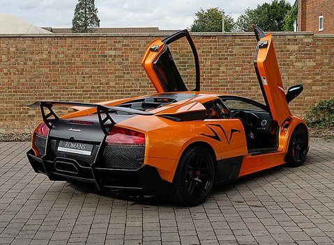 Lamborghini Murcielago LP 670-4 SV 19