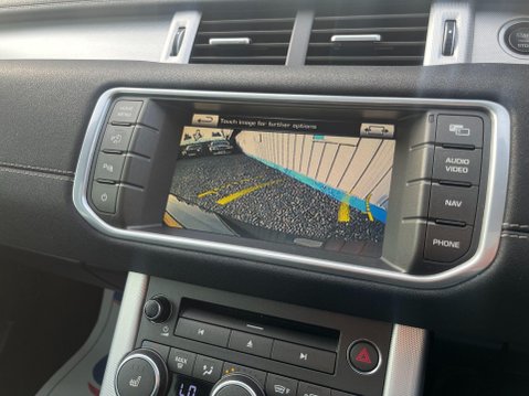 Land Rover Range Rover Evoque 2.2 SD4 Dynamic Auto 4WD Euro 5 (s/s) 5dr 29