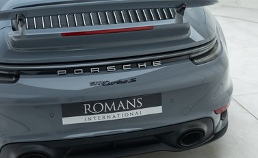 Porsche 911 Turbo S CABRIOLET (992) 36