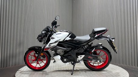 Suzuki GSX-S GSX 125 S 2024 ONLY 1K STUNNING 15BHP LEARNER 125CC SPORT 4