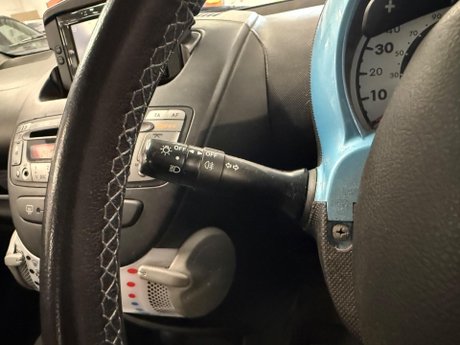 Toyota Aygo 1.0 VVT-i Move MultiMode Euro 5 5dr 28