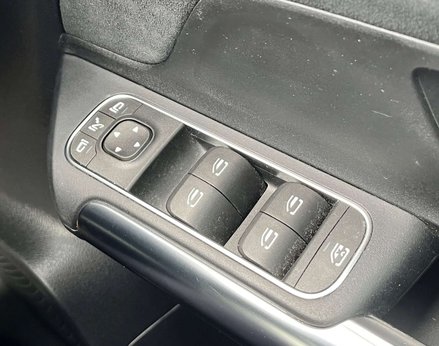 Mercedes-Benz B Class 2.0 B 200 AMG Line Edition Premium D Auto 5dr 61