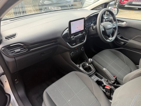 Ford Fiesta TREND 11