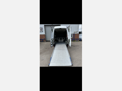 Vauxhall Movano L3H3 F3500 EXTRA LONG EXTRA HIGH . LOADING RAMP 14