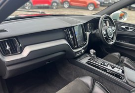 Volvo XC60 T5 R-DESIGN AWD PETROL AUTO 28
