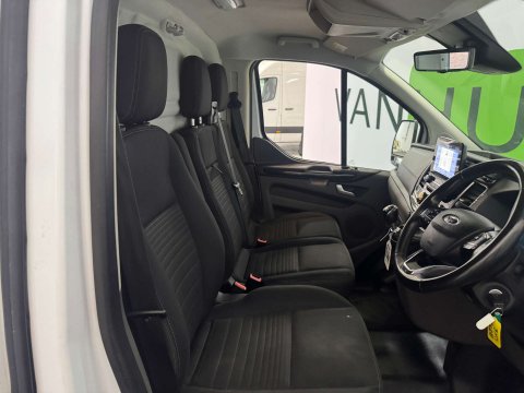 Ford Transit Custom 2.0 Transit Custom 300 Limited EcoBlue 5dr 11