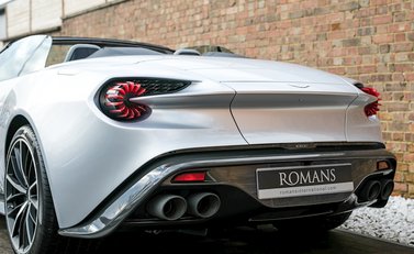 Aston Martin Zagato Vanquish Volante 30