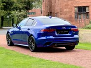 Jaguar XE R-DYNAMIC HSE 27