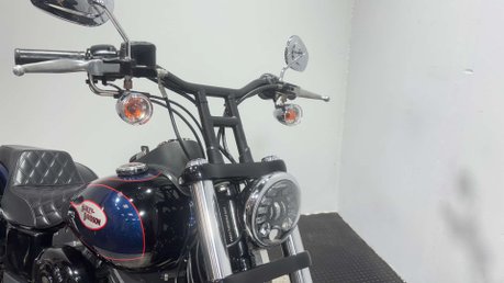 Harley-Davidson Dyna 1690 FXDBA STREET BOB LIMITED 2013 23K CUSTOM BUILD 35