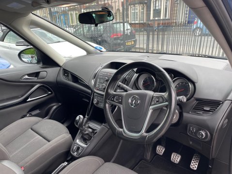 Vauxhall Zafira 1.4i Turbo SRi Euro 6 5dr 9