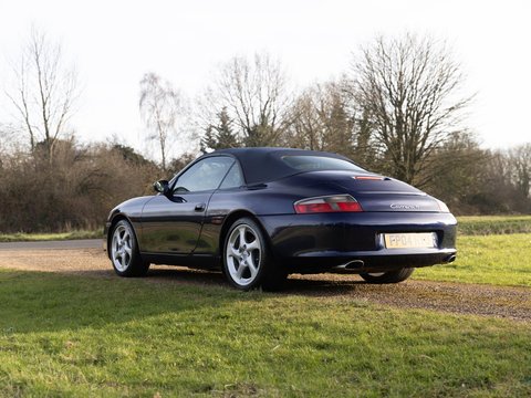 Porsche 911 (996) Carrera 4 Cabriolet 89