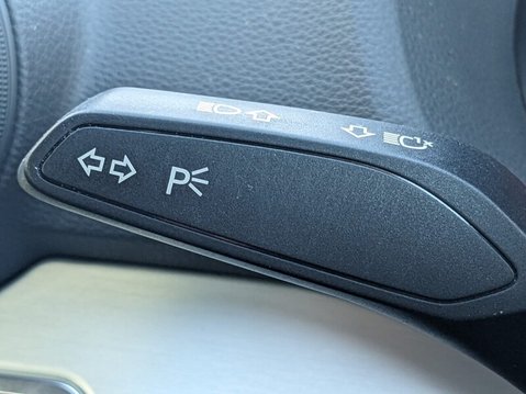 Audi Q2 TFSI SPORT 32