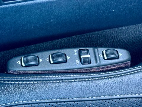 Mercedes-Benz E Class E220 BLUETEC AMG LINE 43