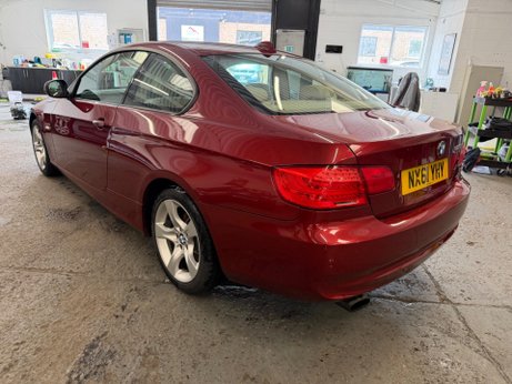 BMW 3 Series 2.0 320i SE Euro 5 (s/s) 2dr 3