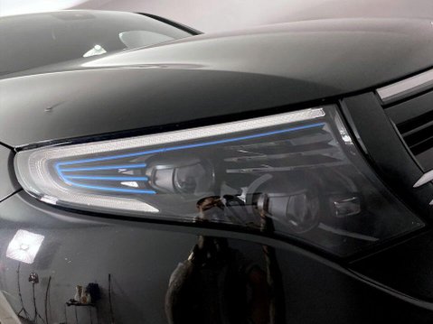 Mercedes-Benz EQC EQC 400 80kWh AMG Line (Premium) SUV 5dr Electric Auto 4MATIC (408 ps) Crui 9