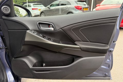 Honda Civic I-VTEC SE PLUS NAVI AUTOMATIC - ONE LADY OWNER - REVERSE CAMERA 32